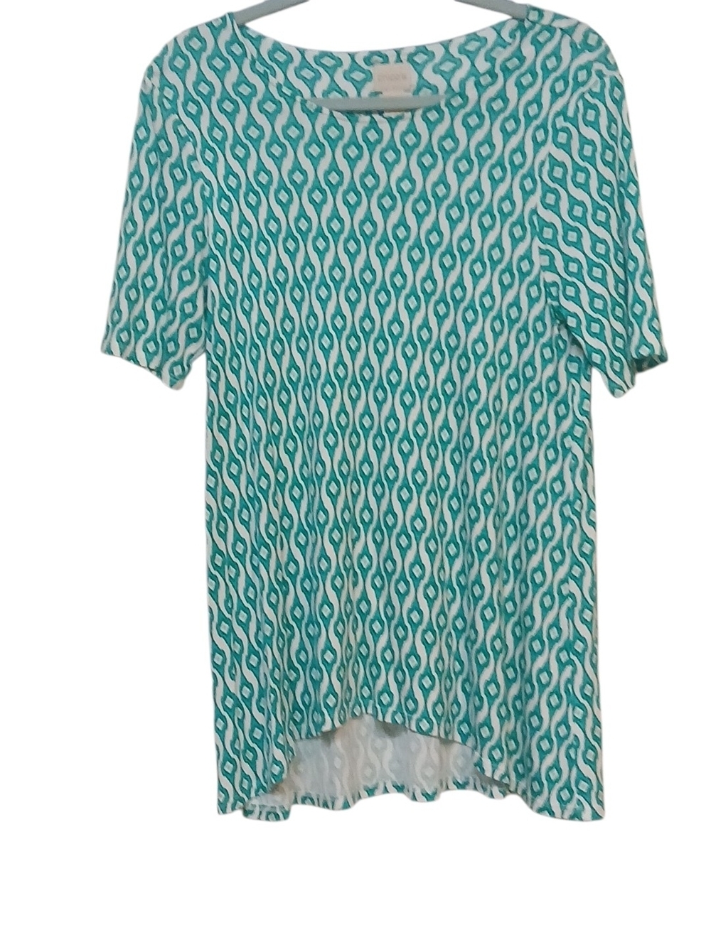 Chico's -NWOT,Greens & White Geometric Print, Hi/Lo Blouse,100% Model, Chico's 1 - Picture 2 of 10
